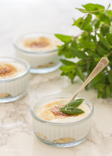 Vasitos caribeños de Malibú y plátano. Empieza a pensar en las noches de verano 