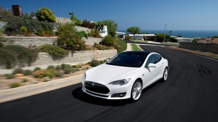 Tesla Model S Akerson
