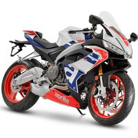 La Aprilia RS 660 Limited Edition es una exclusiva deportiva de 100 CV, mejor equipada y con una decoración yanqui