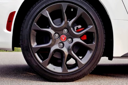 Abarth 124 Spider 2019 1