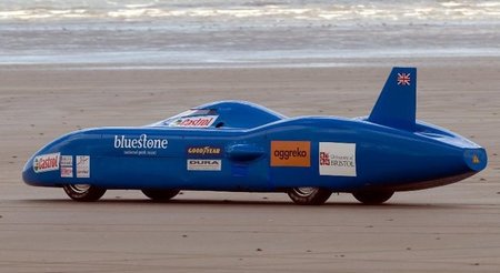 El superbólido eléctrico Bluebird no consigue el récord de velocidad