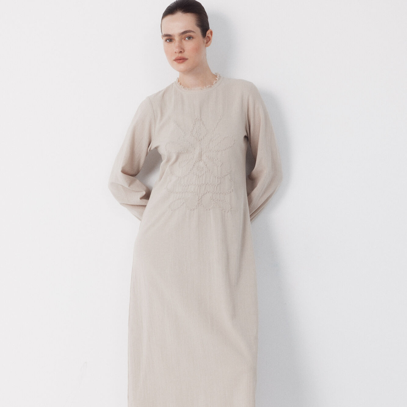 Cortefiel
Vestido bordado