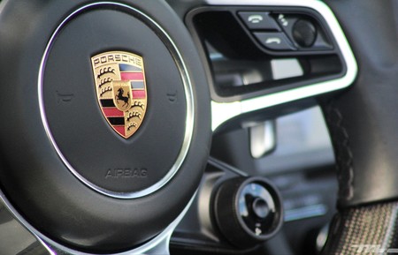 Porsche 911 Gts Cabrio12