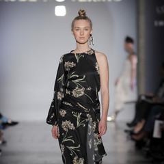 Foto 12 de 19 de la galería roberto-verino-primavera-2017 en Trendencias