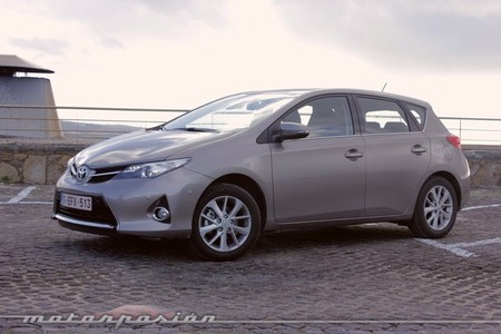 Toyota Auris 2013