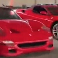 El dictador de Siria escapó de su palacio por un túnel secreto y abandonó un increíble garaje de superautos: Ferrari, Rolls-Royce, Lamborghini y hasta eléctricos