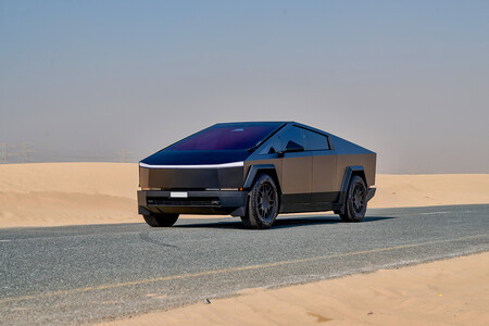 Tesla Cybertruck Cyberbeast 883