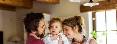 Cómo "sobrevivir" a los primeros años de crianza cuando tus hijos se llevan poca diferencia de edad: mis consejos imprescindibles