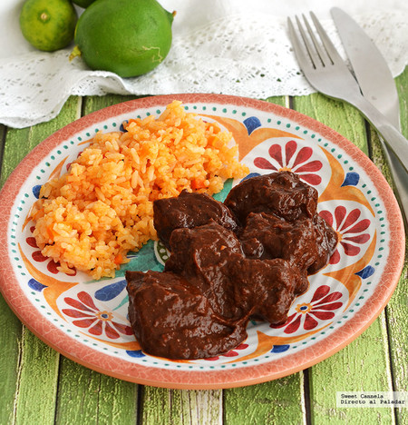 Carne en salsa de chile pasilla. Receta