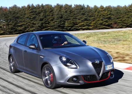 Alfa Romeo Giulietta 2017 1280 05