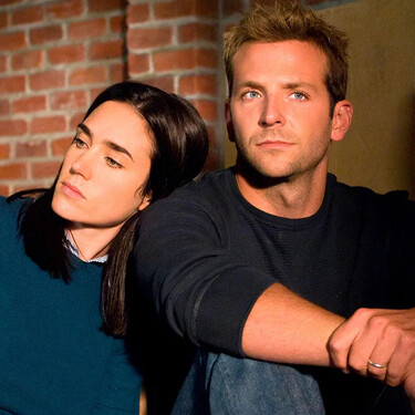 Ese novio que quiere seguir gustando aún estando contigo te está haciendo 'cookie jarring'. Y es más tóxico de lo que podrías pensar