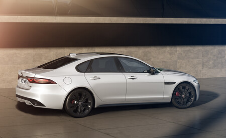 Jaguar XE y XF R-Dynamic Black 2022: precios para España