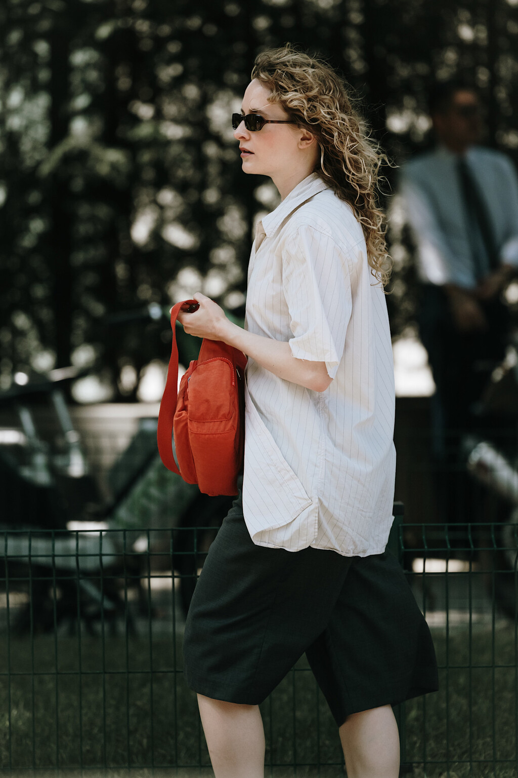 Merkal rebaja las sandalias pala metalizadas que parecen de Hermès por menos de 26 euros