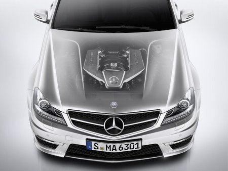 C63 AMG Motor