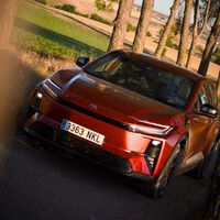 Uma semana com o Toyota C-HR+: enfrentando a revolução dos carros elétricos chineses com a evolução mais japonesa possível 