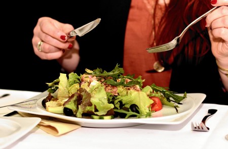 Dieta de los días alternos para perder peso: ventajas y desventajas de este modo de alimentación