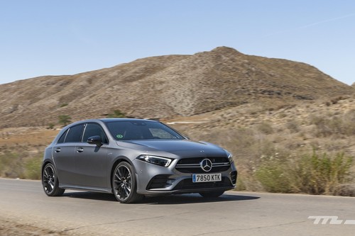 Probamos el Mercedes-AMG A 35: un AMG de acceso con 306 CV y muy divertido, pero nada barato
