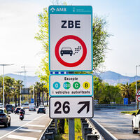 Estas son las ZBE ya activas y así restringen a los coches con etiqueta B y C de la DGT