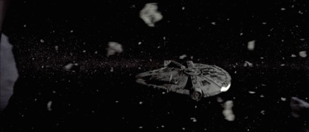 No, los campos de asteroides no son como en las películas (y menos como en 'Star Wars')