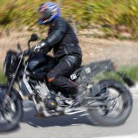 Cazada la futura KTM 890 Duke y la actualización de la 1190 Adventure