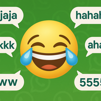 La RAE dice que nos reímos mal en WhatsApp: ni "jajaja", ni "hahaha" están bien escritas 