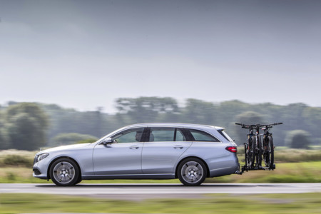 Mercedes prepara un Clase E Estate "allroad" para el Salón de París