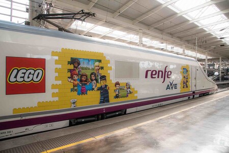 El Grupo Lego y Renfe se unen este verano para ofrecer viajes en familia repletos de diversión