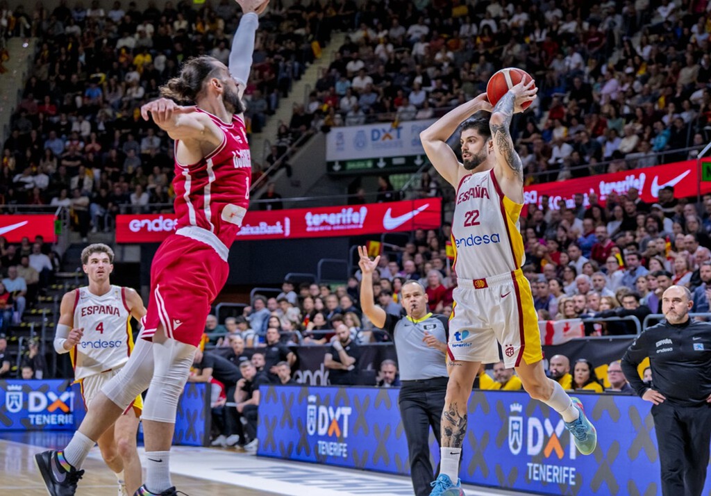 El baloncesto se hace fuerte en Movistar Plus+. La plataforma ha comprado los derechos de la FIBA hasta 2029