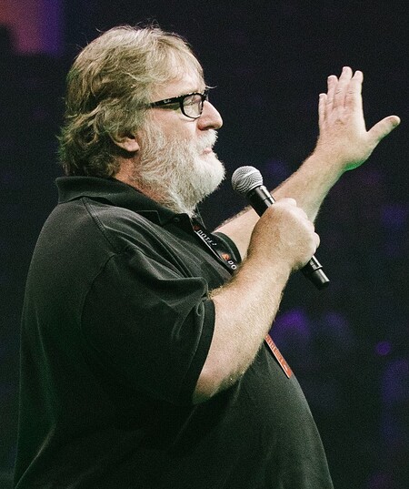 Las interfaces cerebrales permitirán "crear experiencias superiores" en los videojuegos, según Gabe Newell