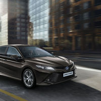 El Toyota Camry vuelve a Europa a principios de 2019 para sustituir al Toyota Avensis