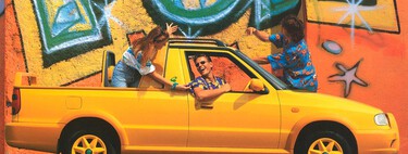 Genial, absurdo y muy amarillo. El truco noventero de Skoda que hoy es un tesoro imposible de encontrar