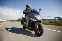 Yamaha T-Max 500 renovada para 2008