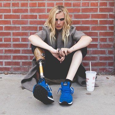 Esta modelo perdió las piernas por el síndrome del shock tóxico y y quiere que te replantees cómo usas los tampones