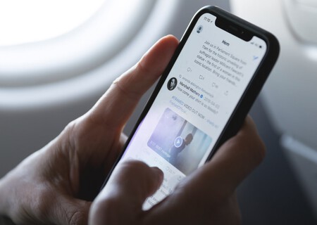 Twitter ya permite anclar nuestros mensajes directos: así puedes hacerlo en el iPhone