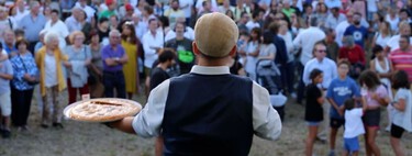 En este pequeño y encantador pueblo de Pontevedra hacen empanadas gallegas tan buenas que tienen su propia fiesta desde hace 50 años 