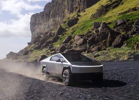 Tesla Cybertruck 2025
