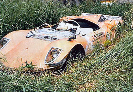 Ferrari 206 abandonado