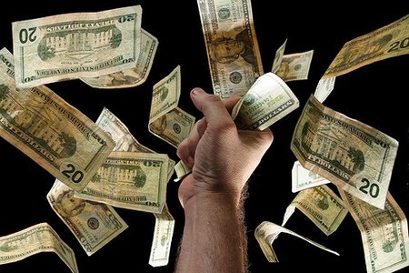 Encontrar un trabajo, no perder salud y dinero