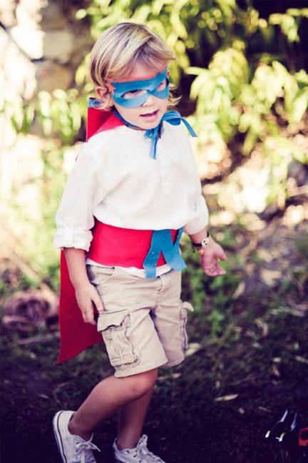 disfraz-casero-superheroe-niño