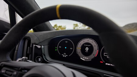 Porsche Cayenne 2023 039