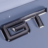 El Ford Mustang 2024 empieza a quitarse el camuflaje a pocos días de su lanzamiento mundial