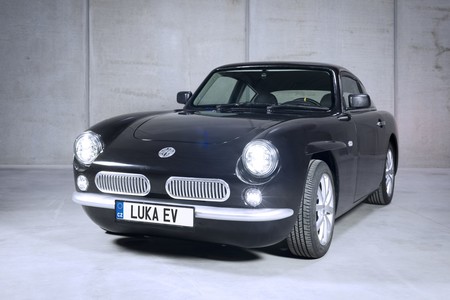 Se llama MW Motors Luka EV y es un eléctrico de aspecto retro con hasta 300 km de autonomía