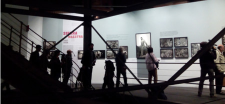 Enrique Meneses, por fin la exposición del fotoperiodista español todoterreno más internacional
