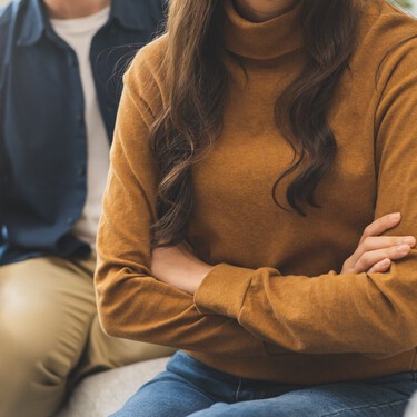 Achávamos que a nova geração era progressista até uma pesquisa com 23 mil pessoas provar que a juventude atual quer forçar as mulheres de volta à submissão 