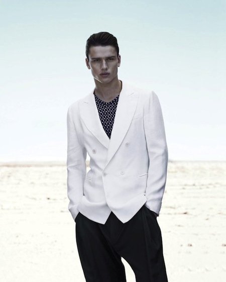 Campaña de Giorgio Armani Primavera-Verano 2012 de la mano de Simon Nessman y Mert & Marcus