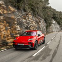 Probamos el Porsche Macan GTS: la demostración de que un SUV eléctrico puede ser divertido, rapidísimo en curvas y la forma más accesible de tener un Porsche de casi 600 CV