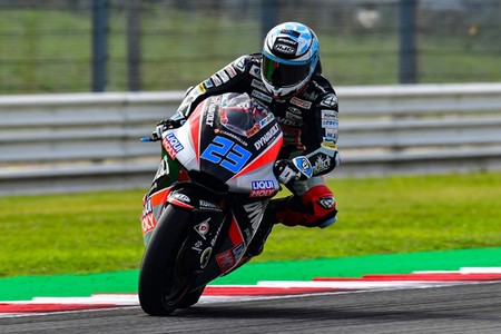Marcel Schrotter y Pecco Bagnaia se reparten el protagonismo durante la primera jornada del GP de Aragón