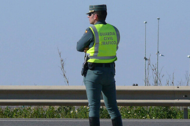 Le Roban El Movil En Mallorca El Gps Marca Su Posicion Y La Guardia Civil Le Dice Que Pida Cita Previa Para Denunciar