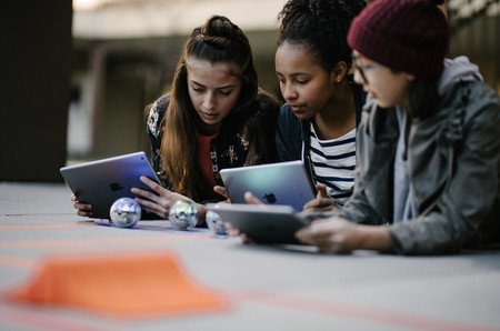 Los talleres gratuitos de la Hora del Código llegan a las Apple Store a partir del 1 de diciembre