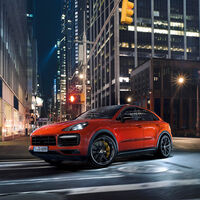¡Porsche tiene en el horno un nuevo SUV eléctrico! Y promete ser más lujoso y más grande que el Porsche Cayenne